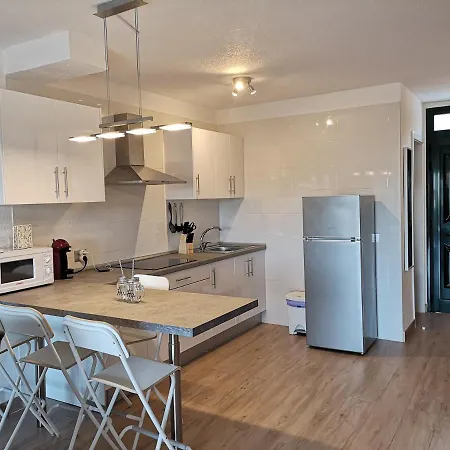아파트 Nice & Modern Duplex In Las Galletas